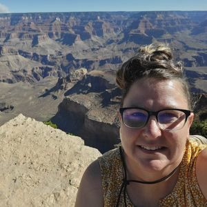 Meet your Posher, Denise